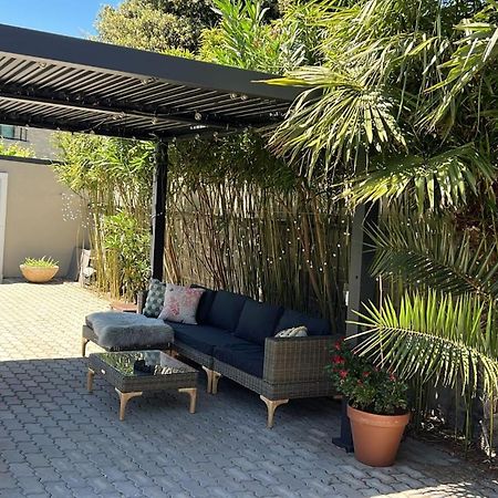 Julia'S Garden Apartment Cuarte de Huerva Exterior photo