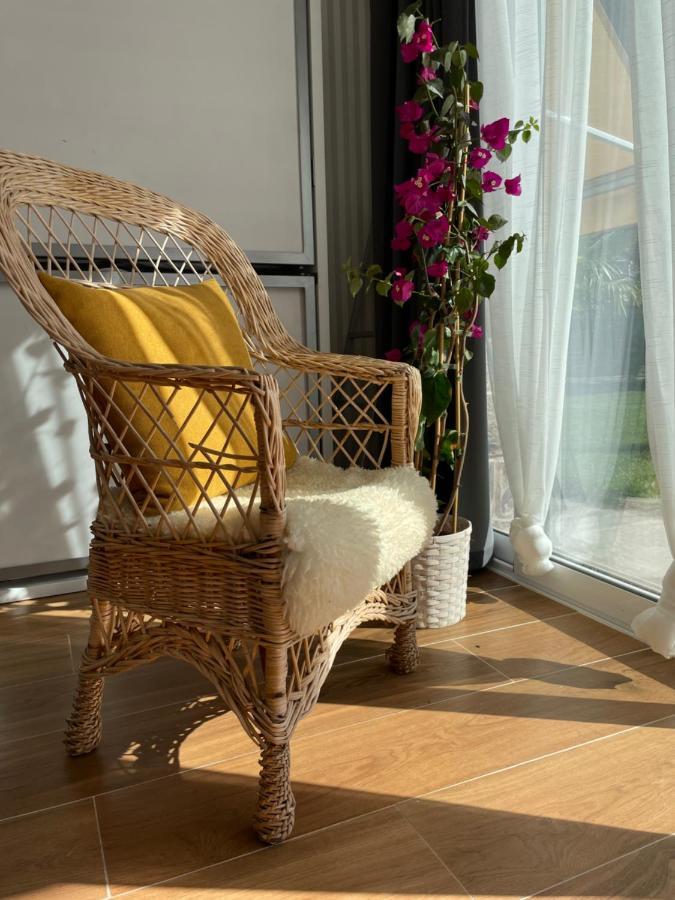 Julia'S Garden Apartment Cuarte de Huerva Exterior photo