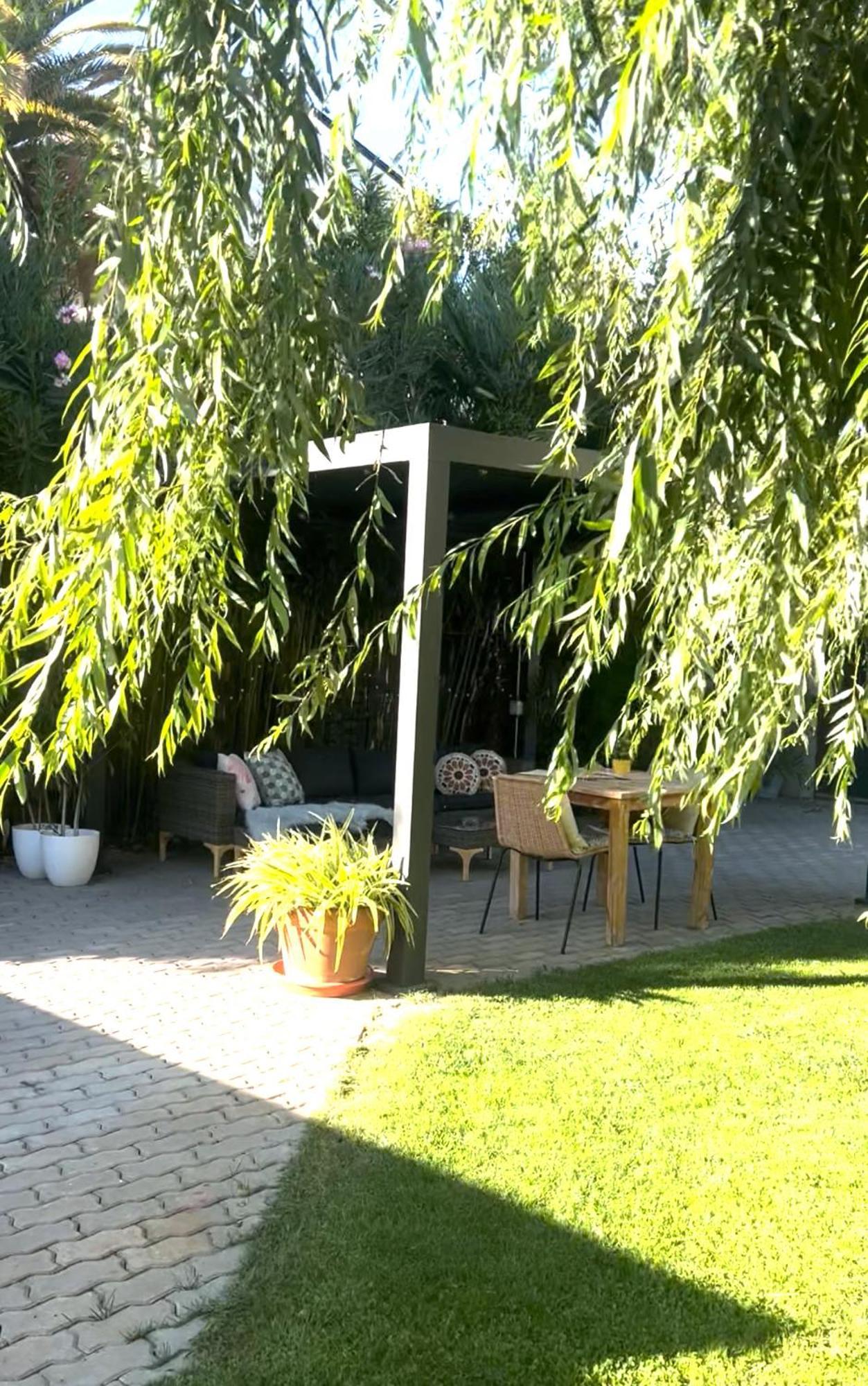 Julia'S Garden Apartment Cuarte de Huerva Exterior photo